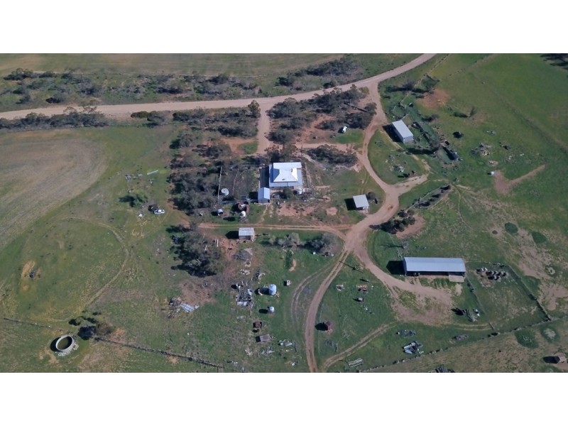 743 Charleson Road, Wanbi SA 5310