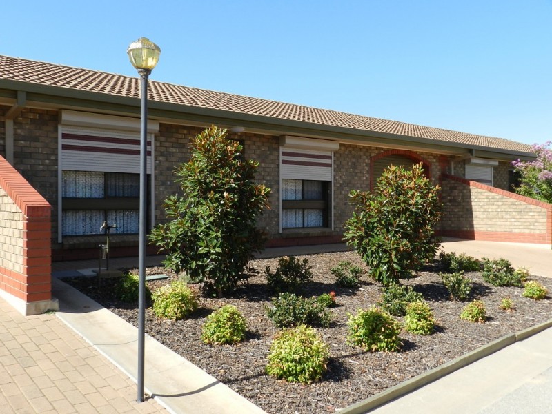 2/14 Sturt Street, Barmera SA 5345