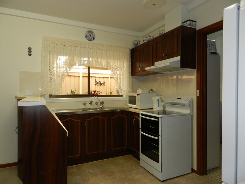 2/14 Sturt Street, Barmera SA 5345