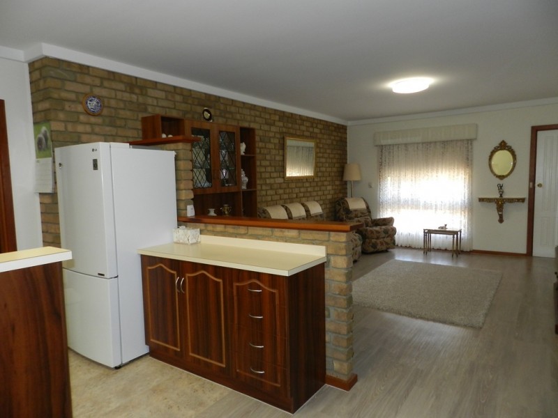 2/14 Sturt Street, Barmera SA 5345