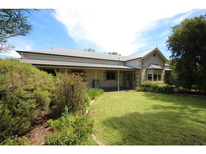 17 Twenty First Street, Renmark SA 5341