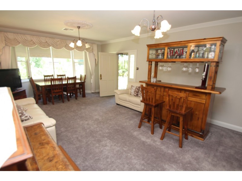 17 Twenty First Street, Renmark SA 5341