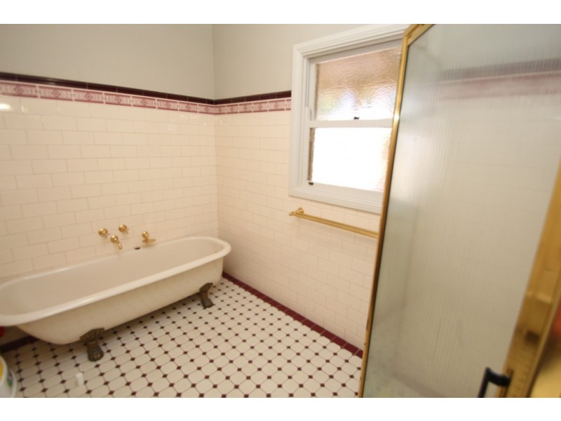 17 Twenty First Street, Renmark SA 5341