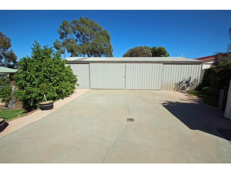 3 Middleton Avenue, Paringa SA 5340