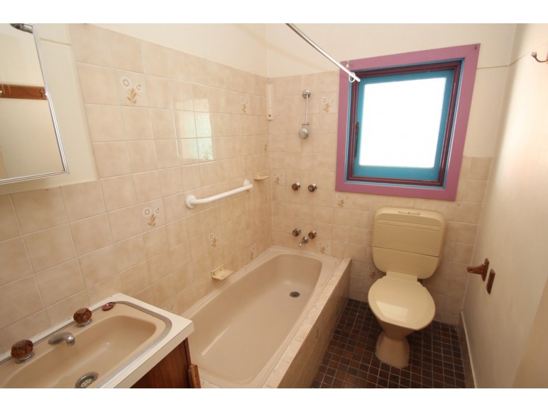 25 Seventeenth Street, Renmark SA 5341