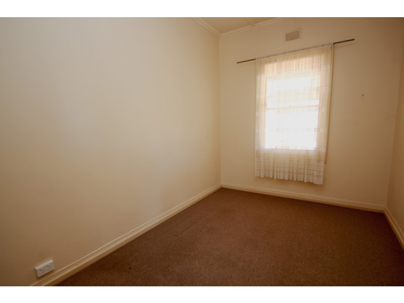 25 Seventeenth Street, Renmark SA 5341