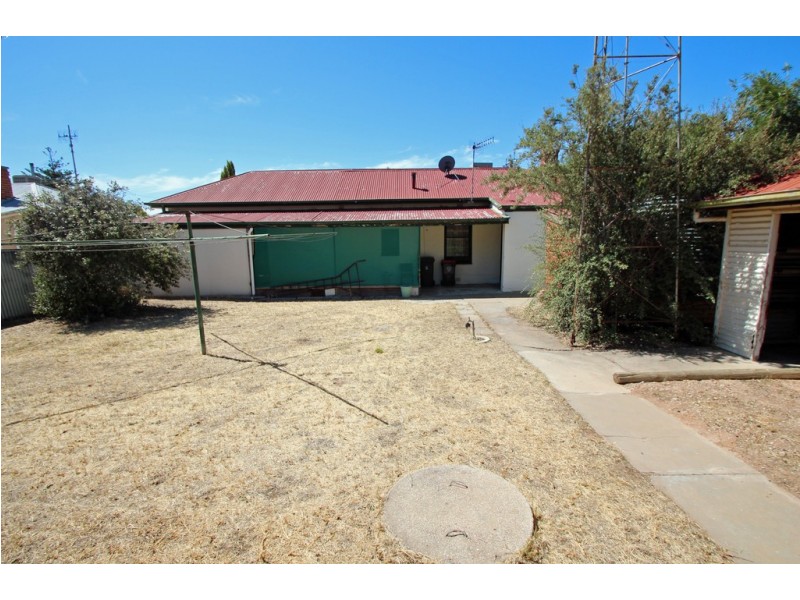 25 Seventeenth Street, Renmark SA 5341