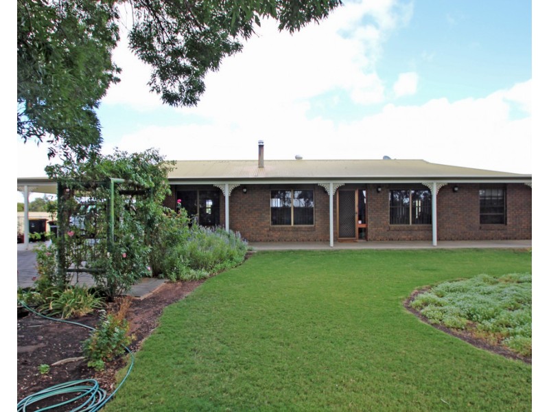 9 Eighth Street, Renmark SA 5341