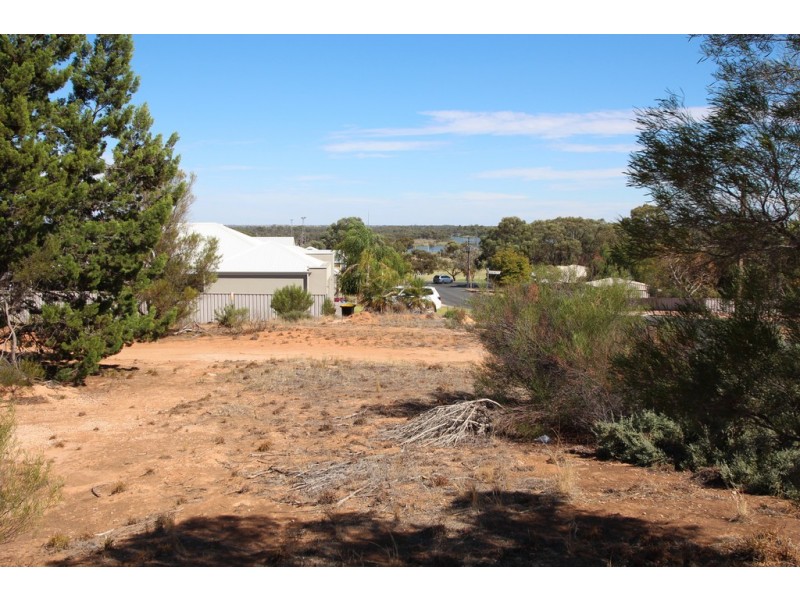 2 Ian Drive, Paringa SA 5340