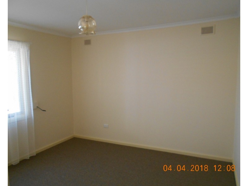 2 Derrick Street, Berri SA 5343