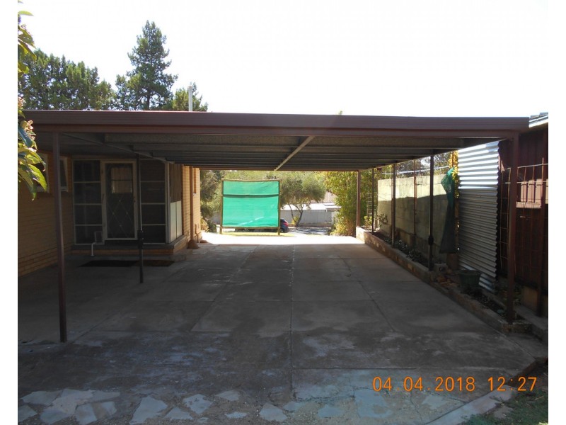 2 Derrick Street, Berri SA 5343