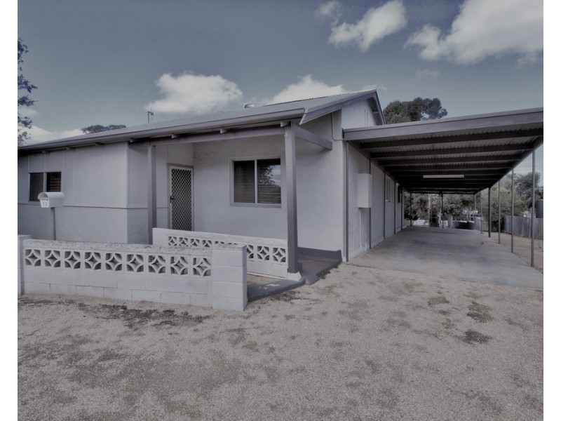 23 First Street, Loxton SA 5333