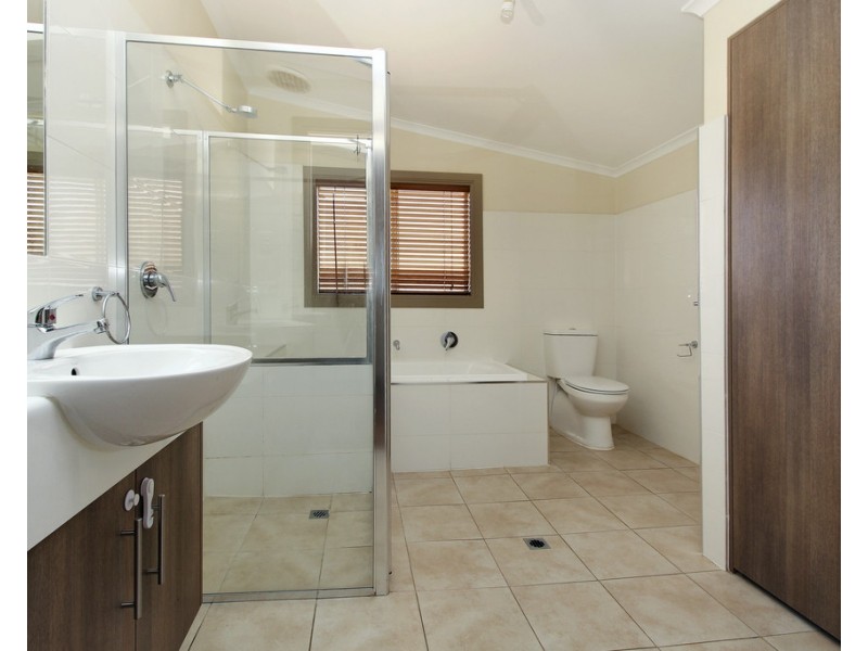 23 First Street, Loxton SA 5333