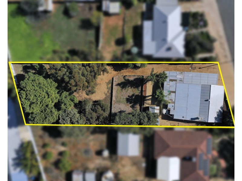 23 First Street, Loxton SA 5333