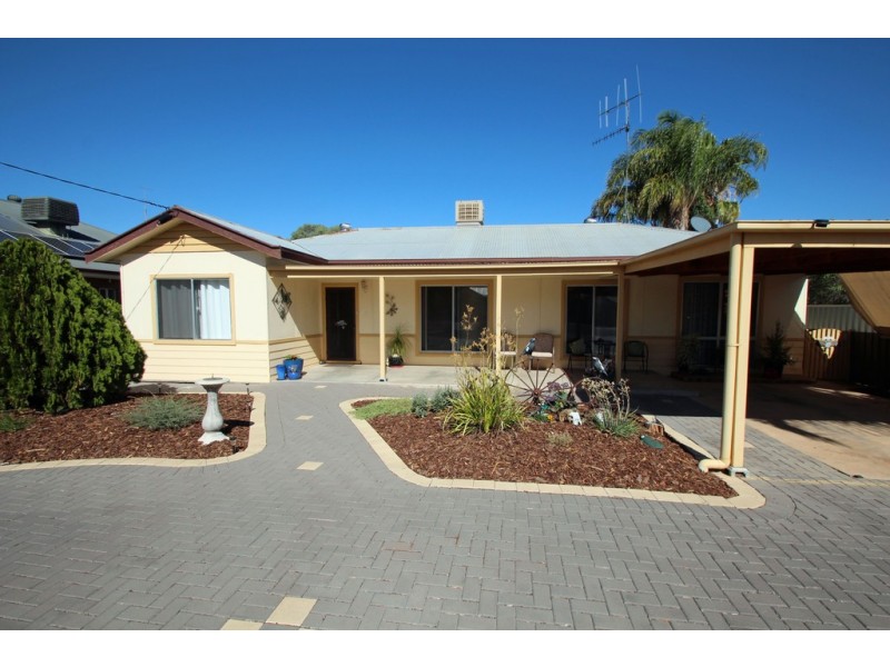 25 Sixteenth Street, Renmark SA 5341