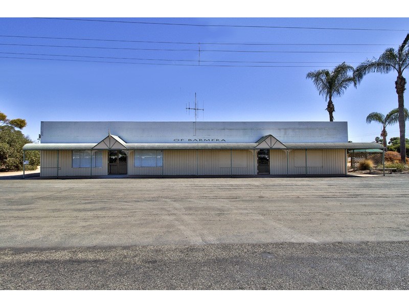 6 and 12 Cnr. Sturt H/Way and Thelma Rd, Barmera SA 5345