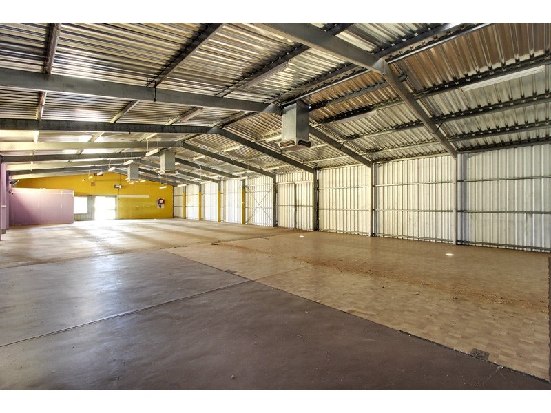 6 and 12 Cnr. Sturt H/Way and Thelma Rd, Barmera SA 5345