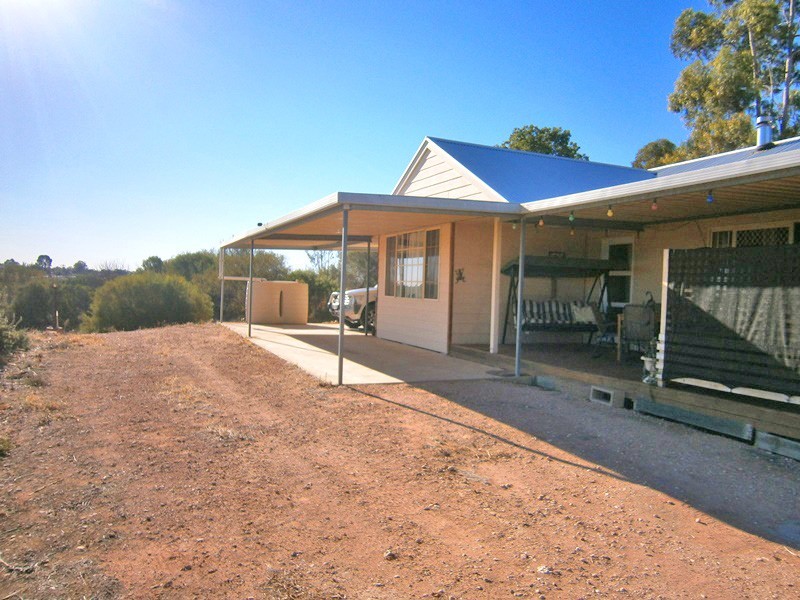 307 Cadell Valley Road, Cadell SA 5321