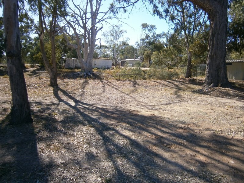 2 Third Street, Blanchetown SA 5357