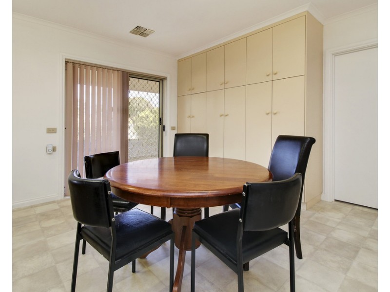 13 Petch Street, Loxton SA 5333