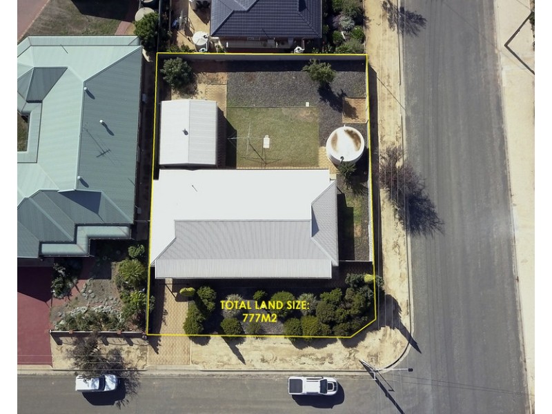 13 Petch Street, Loxton SA 5333