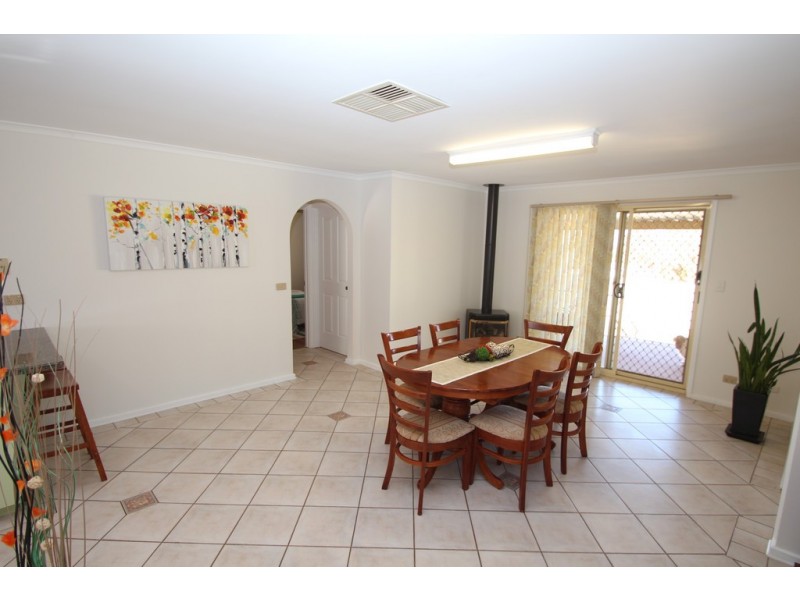 8 Stoeckel Terrace, Paringa SA 5340