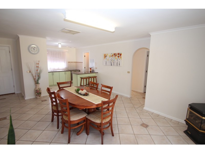 8 Stoeckel Terrace, Paringa SA 5340