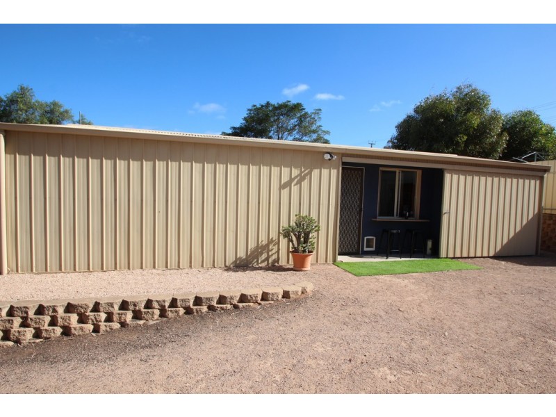 8 Stoeckel Terrace, Paringa SA 5340