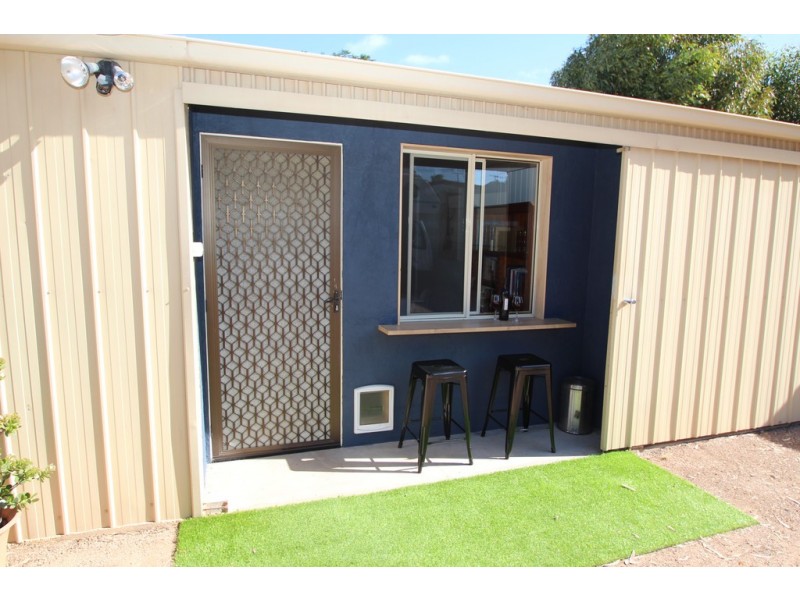 8 Stoeckel Terrace, Paringa SA 5340
