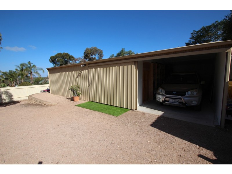 8 Stoeckel Terrace, Paringa SA 5340