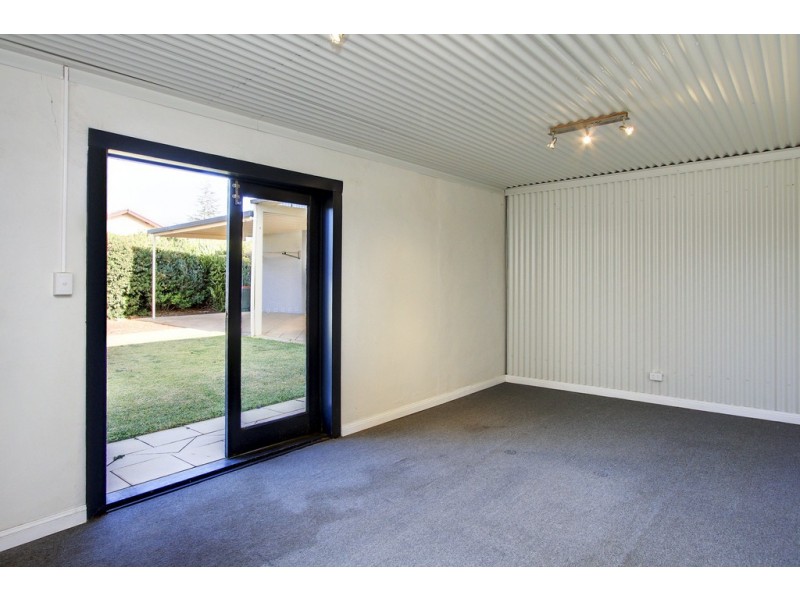 43 Wodonga Avenue, Loxton SA 5333