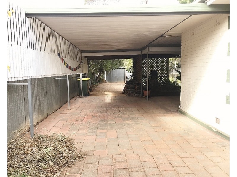 15 Coral Street, Loxton SA 5333