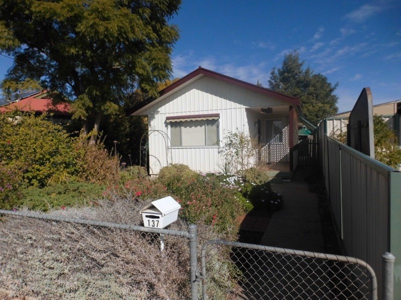 137 Sixteenth Street, Renmark SA 5341
