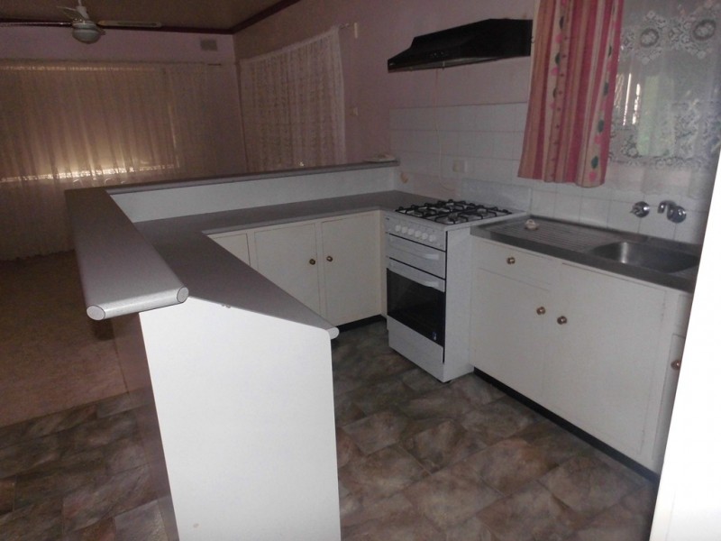 137 Sixteenth Street, Renmark SA 5341