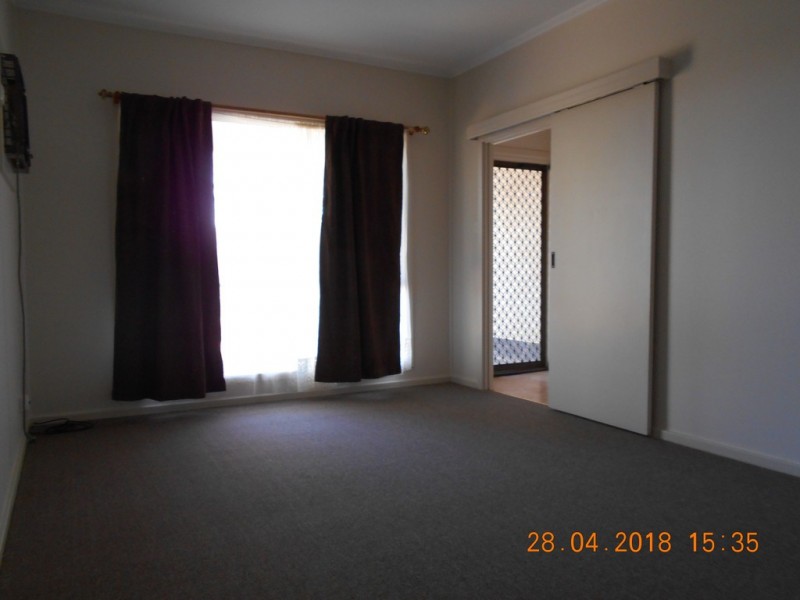 6 Phillips Road, Berri SA 5343