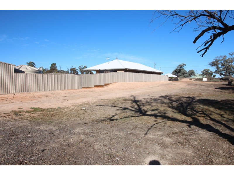 210 Ral Ral Avenue, Renmark SA 5341