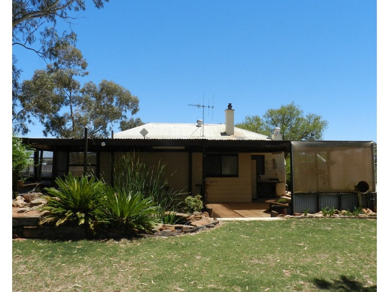 15 Garrett Road, Glossop SA 5344