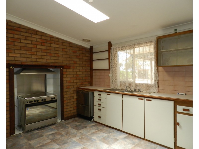 15 Garrett Road, Glossop SA 5344