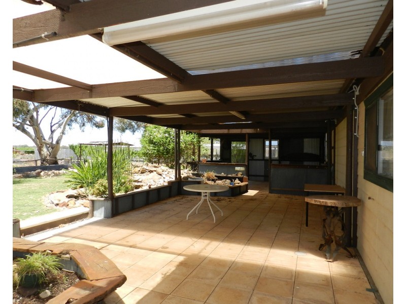 15 Garrett Road, Glossop SA 5344
