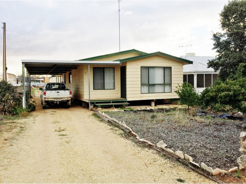 2 Oak Street, Loxton SA 5333