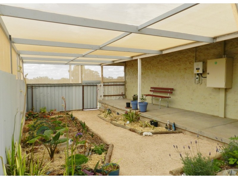 13 Loxton Drive, Moorook SA 5332