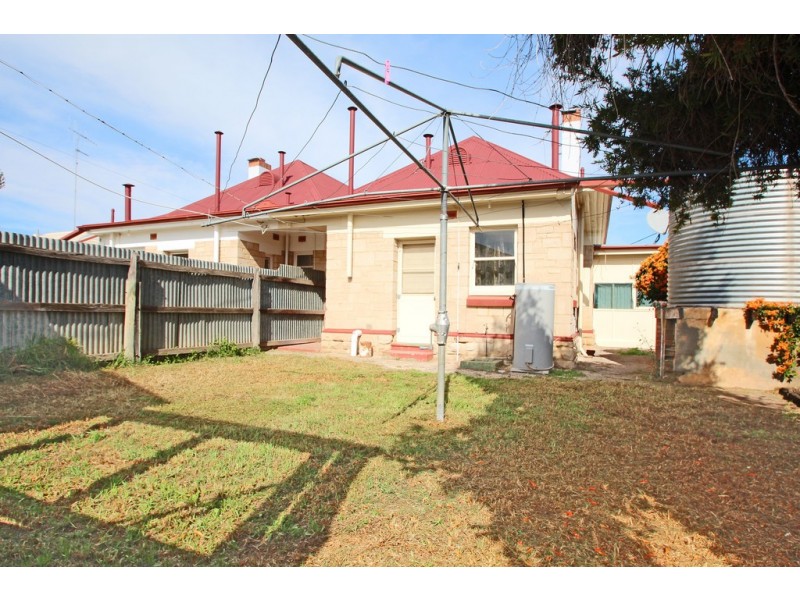 24 and 26 Thirteenth Street, Renmark SA 5341