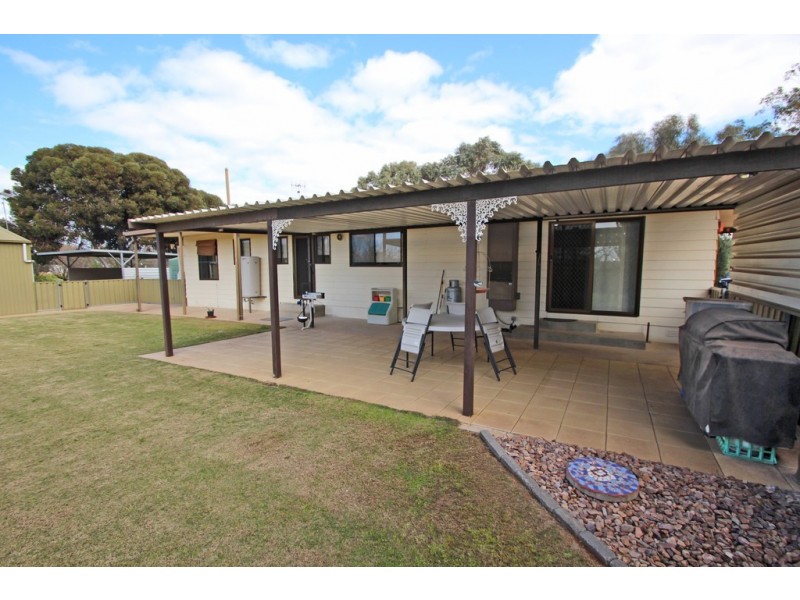 285 Kulkyne Street, Renmark SA 5341