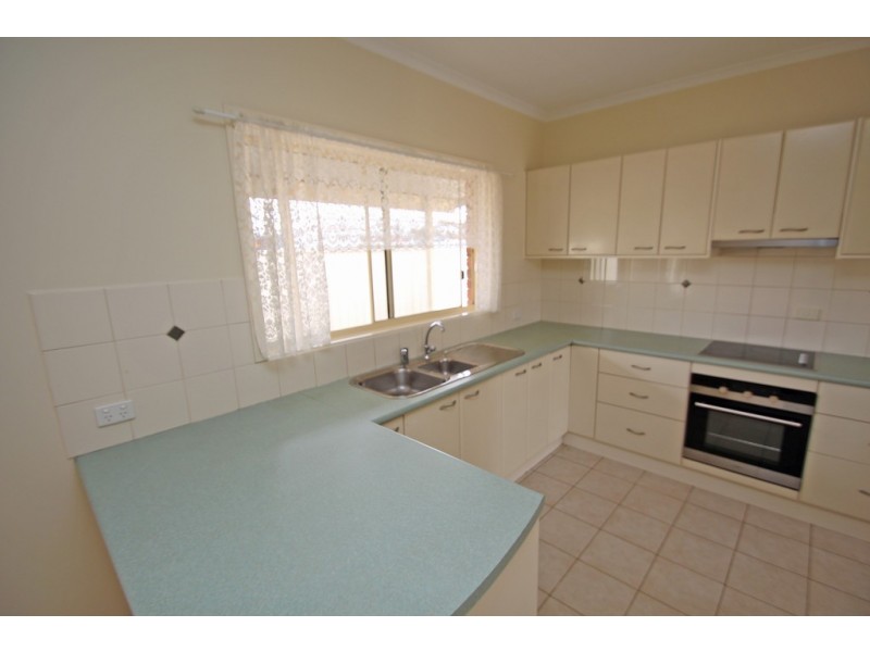 2/3 Scarborough Court, Renmark SA 5341