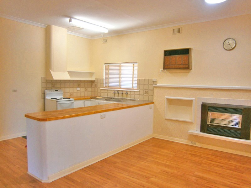 60 Lawrie Terrace, Waikerie SA 5330