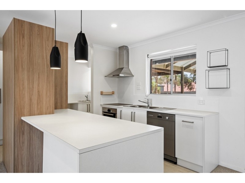 2 Burns Street, Waikerie SA 5330