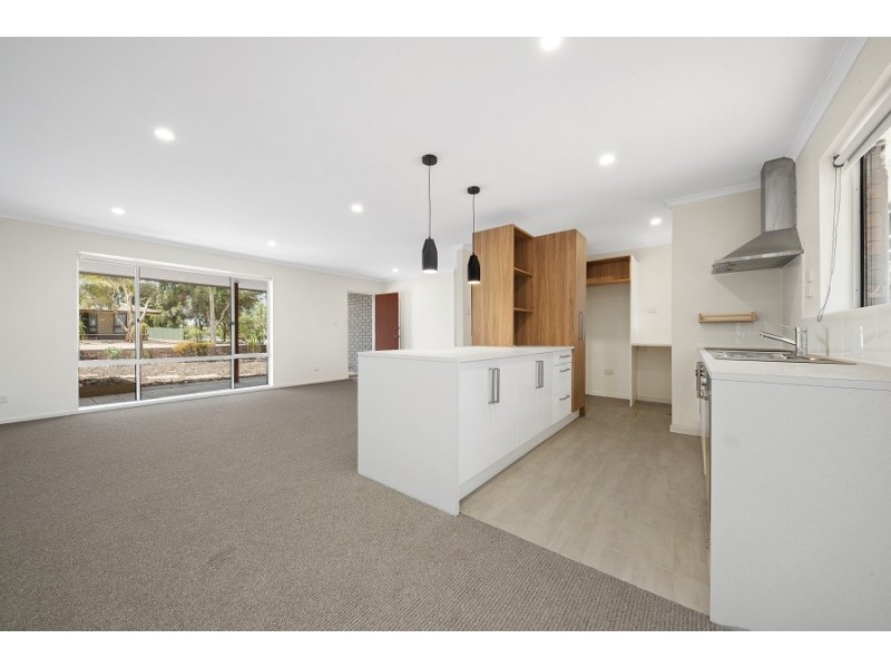 2 Burns Street, Waikerie SA 5330