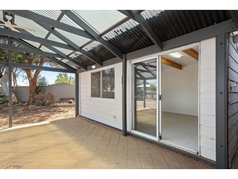 2 Burns Street, Waikerie SA 5330