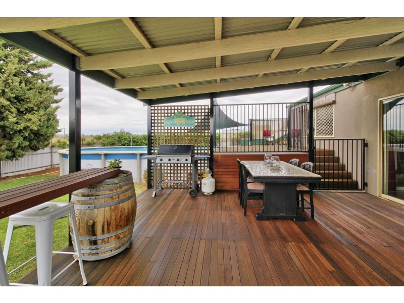 56 Alamein Avenue, Loxton SA 5333