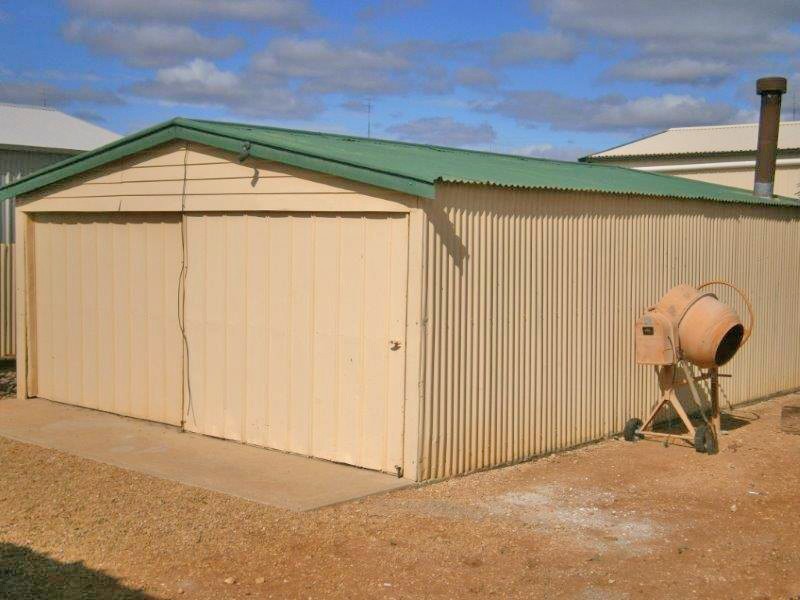 18 North West Terrace, Morgan SA 5320